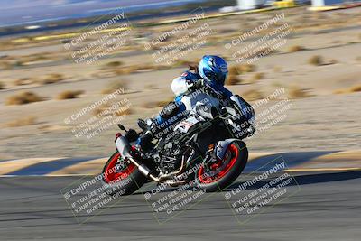 media/Jan-08-2022-SoCal Trackdays (Sat) [[1ec2777125]]/Turn 11 (215pm)/